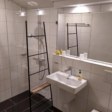 Staudenhof Naturnah Und Idylisch *